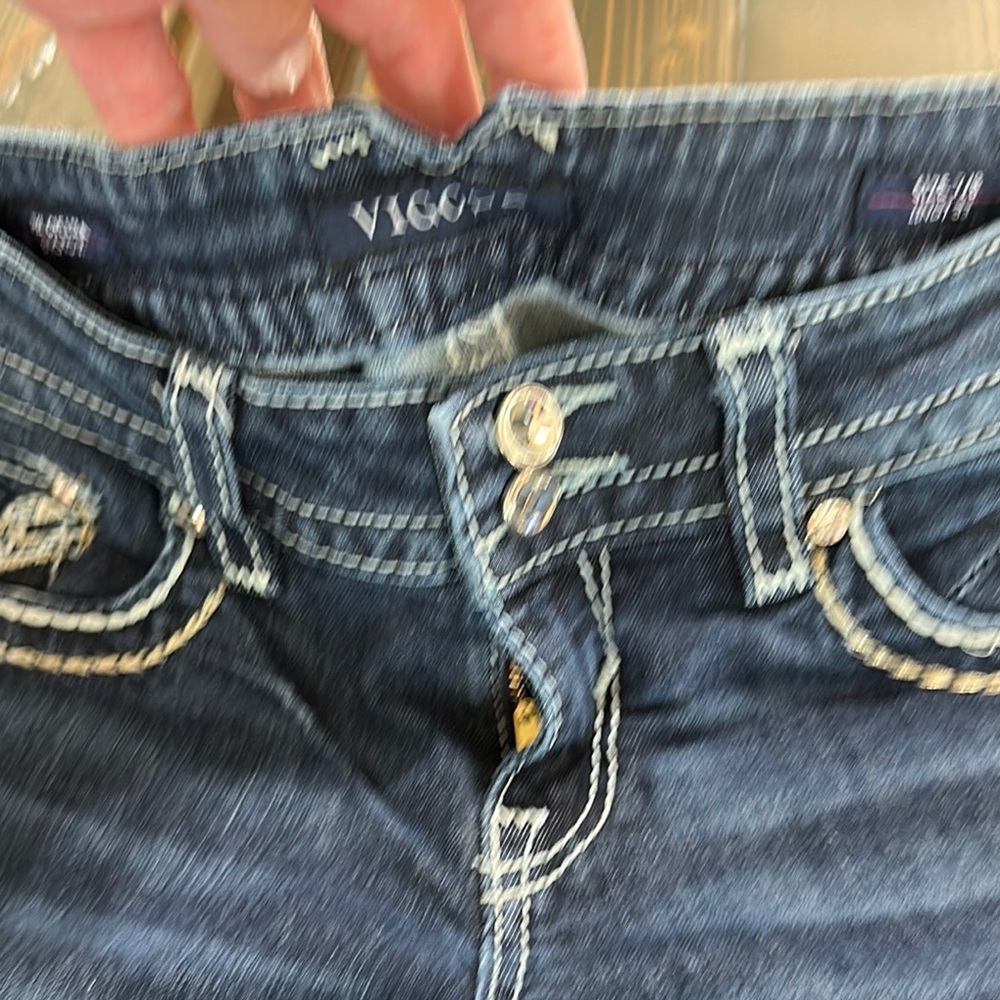 Vigoss High Rise Blue Jeans with Ornate Stitching